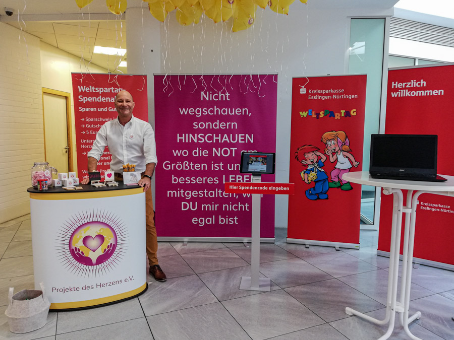 Hans-Peter am Stand in der KSK Kirchheim