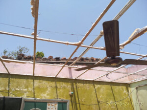 Die Reste vom Dach Die Reste vom Dach