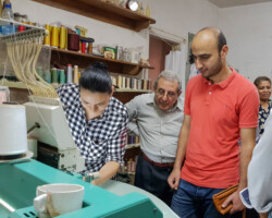 Die hauseigene Stickerei des Salam Centers Die hauseigene Näherei des Salam Centers